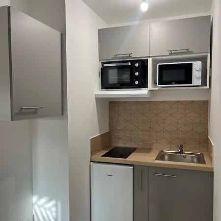 Apartment Refait A Neuf Villeneuve-la-Comptal